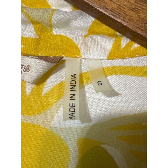 Soft Surroundings Shirt Embellished floral Yellow/Green/Cream Size Small - Picture 6 of 7